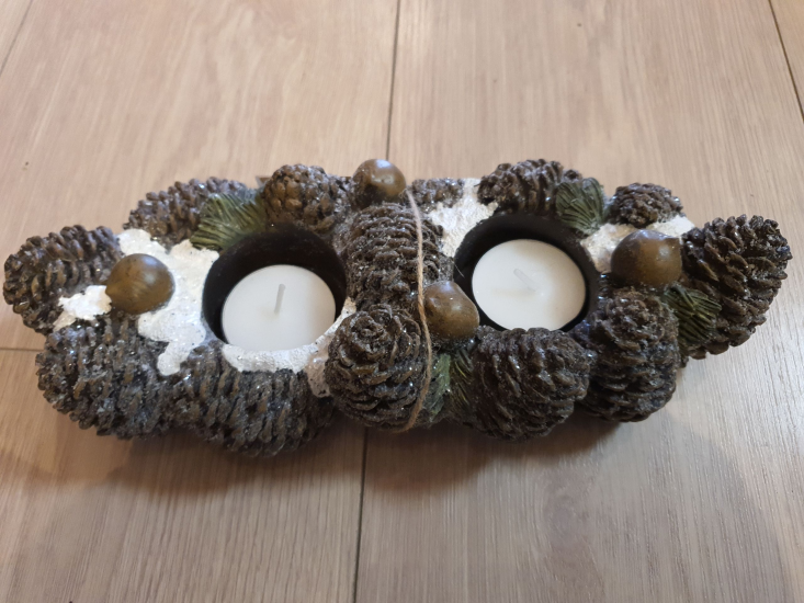 Dennenappel Theelicht