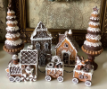 Gingerbread house met LED 12x11x25 cm Bruin