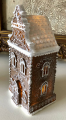 Gingerbread house met LED 12x11x25 cm Bruin
