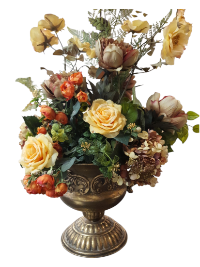 Bloemstuk in zinken goudkleurige pot