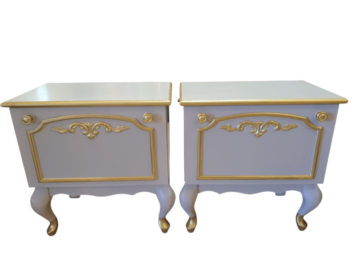 Set Queen ann Nachtkastjes