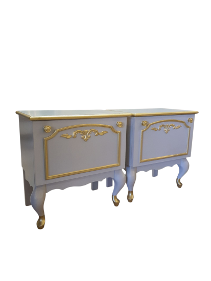 Set Queen ann Nachtkastjes