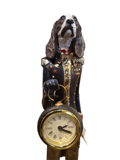 Staande Hond Met Klokje